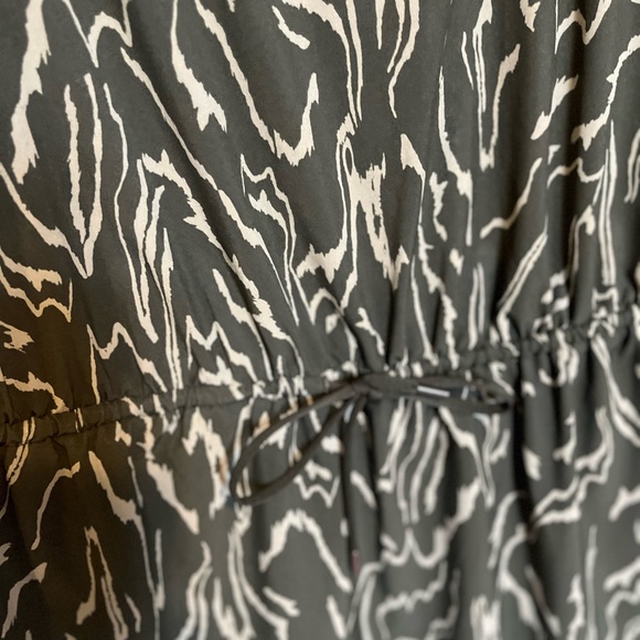 Athleta Rincon Printed Sleeveless Green Dress Sz M - Picture 6 of 9